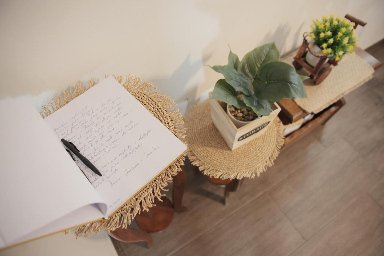 Apartment Amigo Sirova Katalena Dış mekan fotoğraf