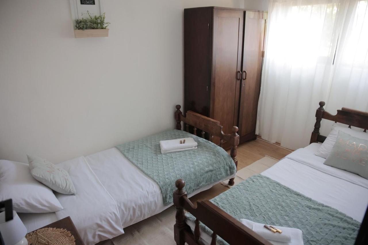 Apartment Amigo Sirova Katalena Dış mekan fotoğraf