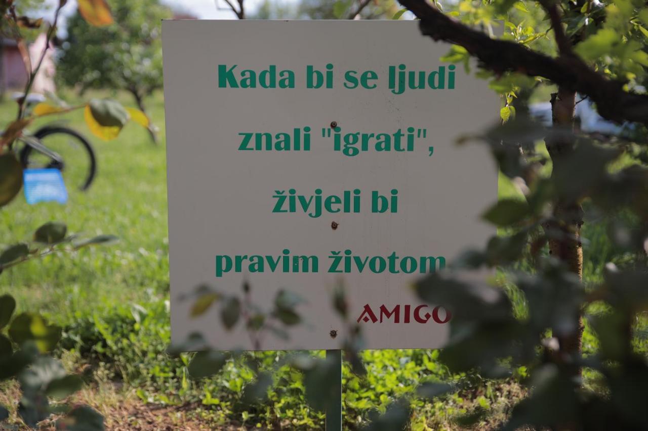 Apartment Amigo Sirova Katalena Dış mekan fotoğraf